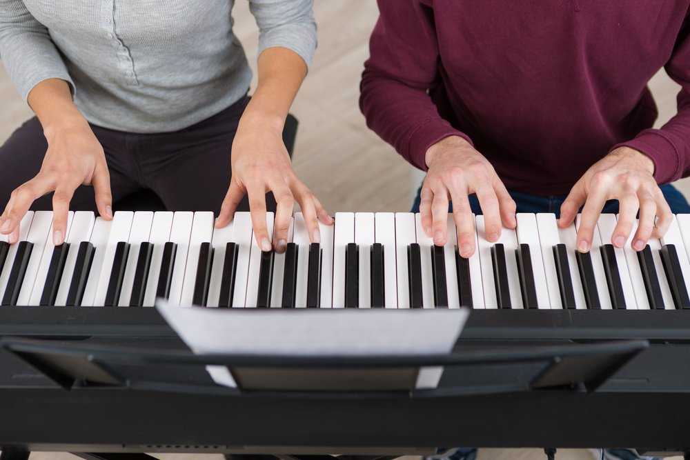 Piano lessons for adults 