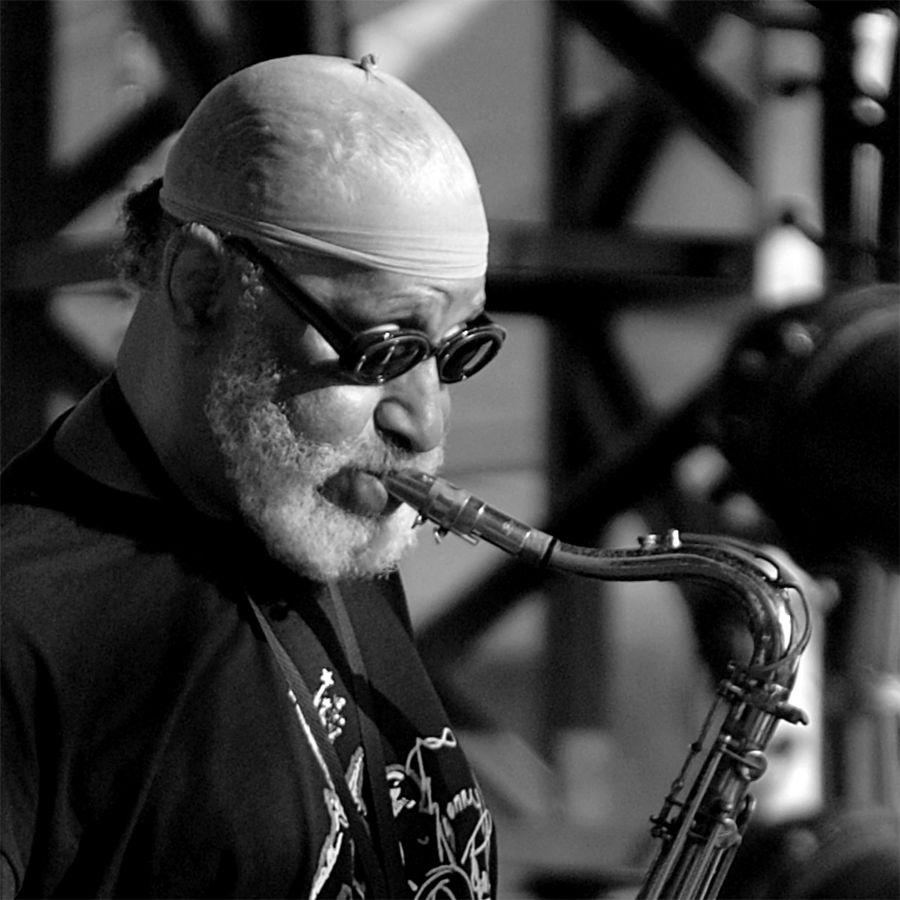 Sonny-Rollins-plays-Tenor-Madness